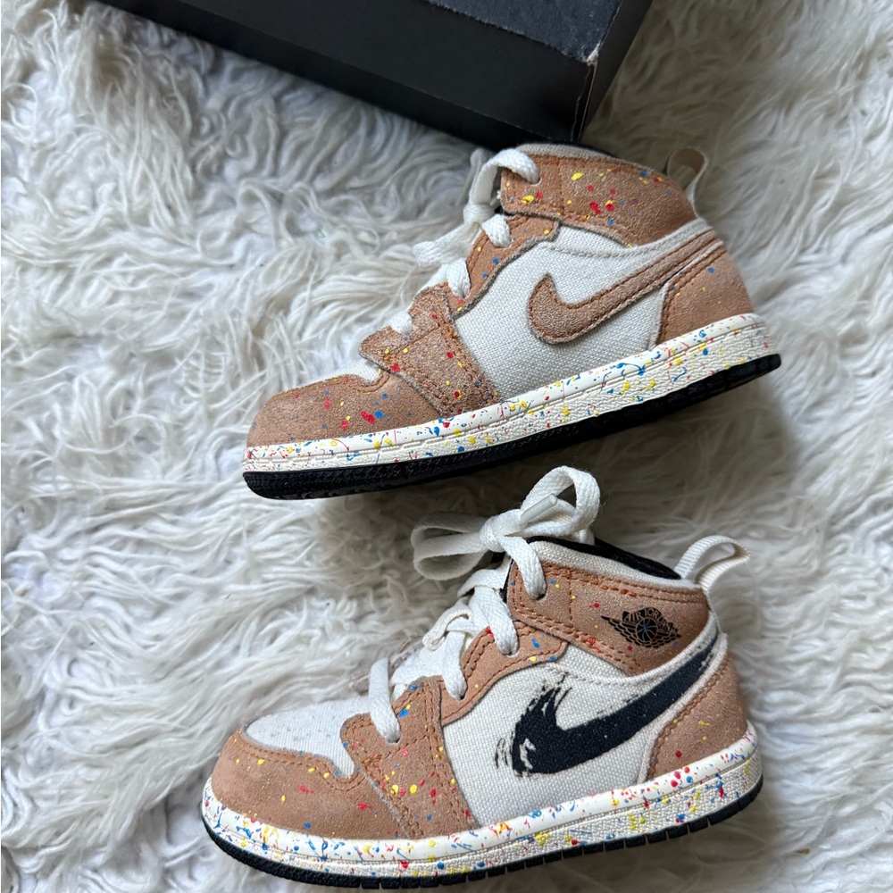 Jordan mids - Picture 6 of 14
